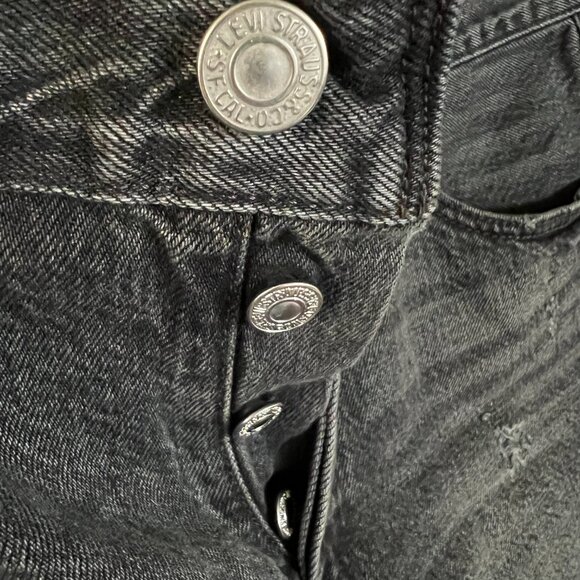 Levi's 501 Black Denim Cutoff Shorts - Picture 5 of 8